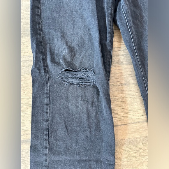 Garage Wide Leg Black Distressed Jeans-Size 9 - Picture 3 of 8